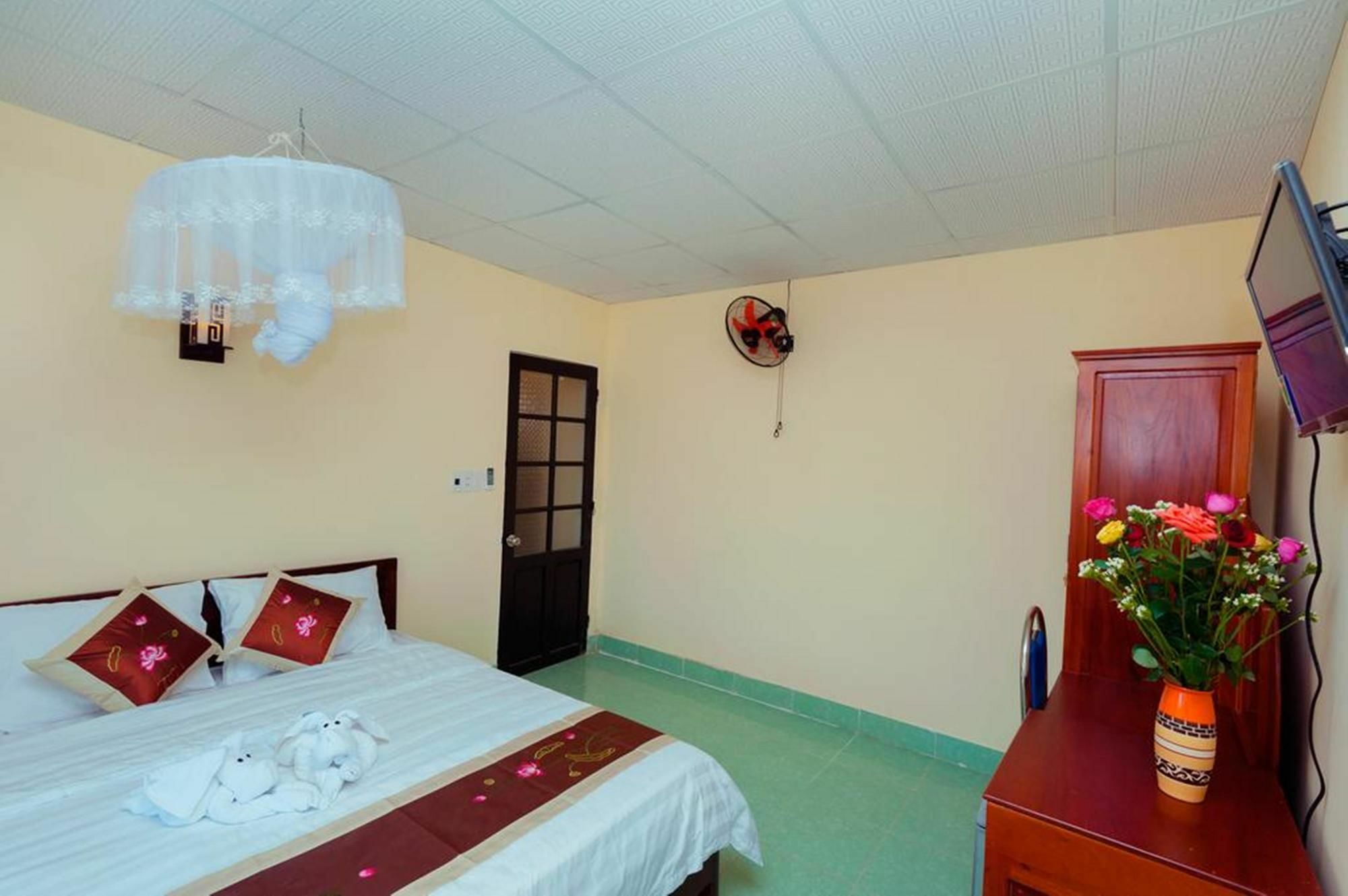 Bougain Villeas Homestay Hoi An Exterior photo